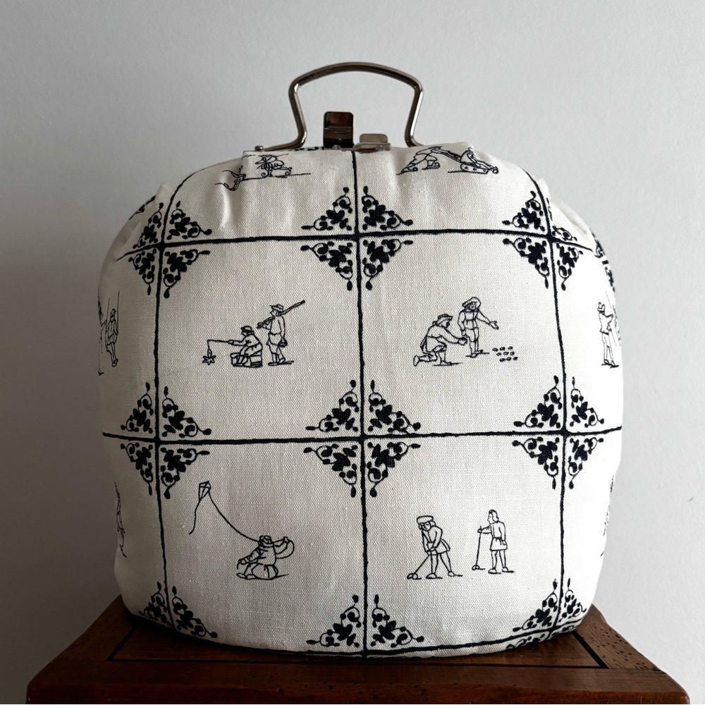 Vintage Delft Tile Fabric Printed Top Handle Cushioned Carry Case - Picture 3 of 16